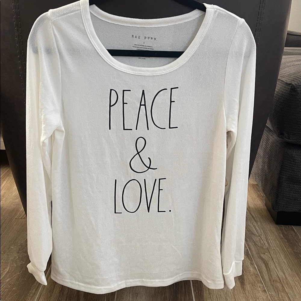 Rae Dunn White 'Peace & Love' Pajama Top NWT Size Small